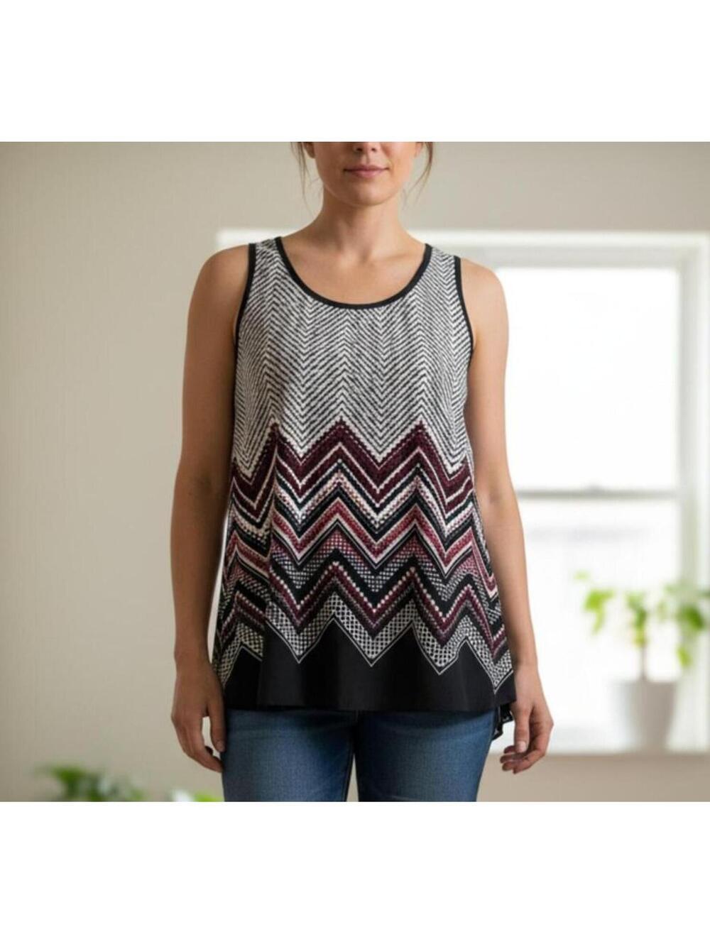 TOP by Julie's closet size XL Sleeveless Chevron Patterned Tunic Top